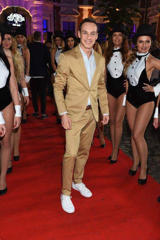 Samochód Roku Playboya 2016 – gwiazdy na czerwonym dywanie