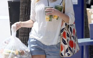 16-letnia córka Reese Witherspoon ma niebieskie włosy (FOTO)