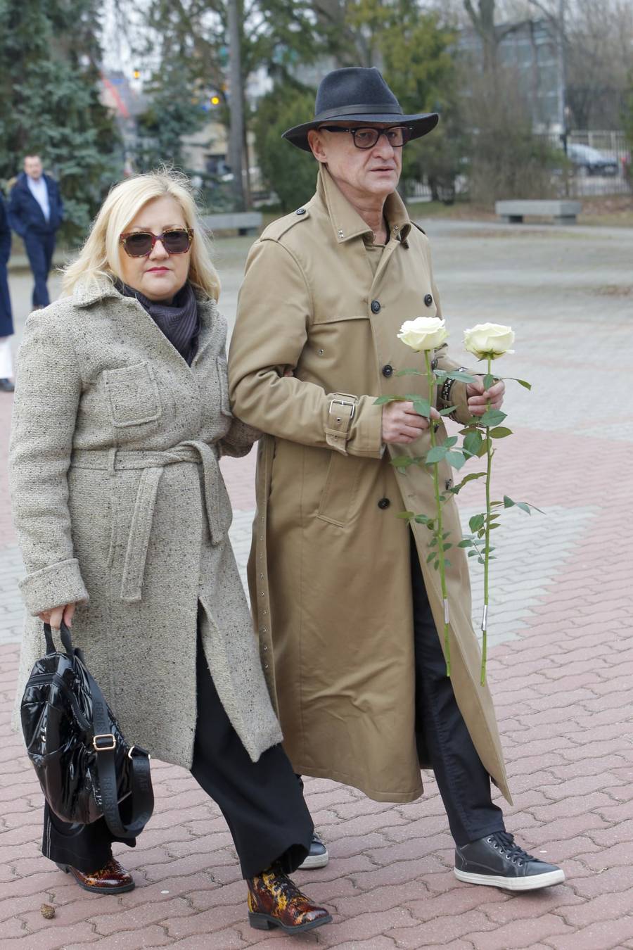 Przyjaciele pożegnali dzisiaj Magdalenę Cwen-Hanuszkiewicz: Beata Kawka, Daniel Olbrychski z żoną…