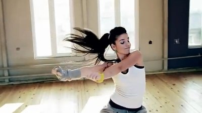 Divna – 14-latka z Bułgarii ma apetyt na karierę [VIDEO]