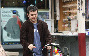 Poznajecie? Fred Savage jest już ojcem trójki dzieci