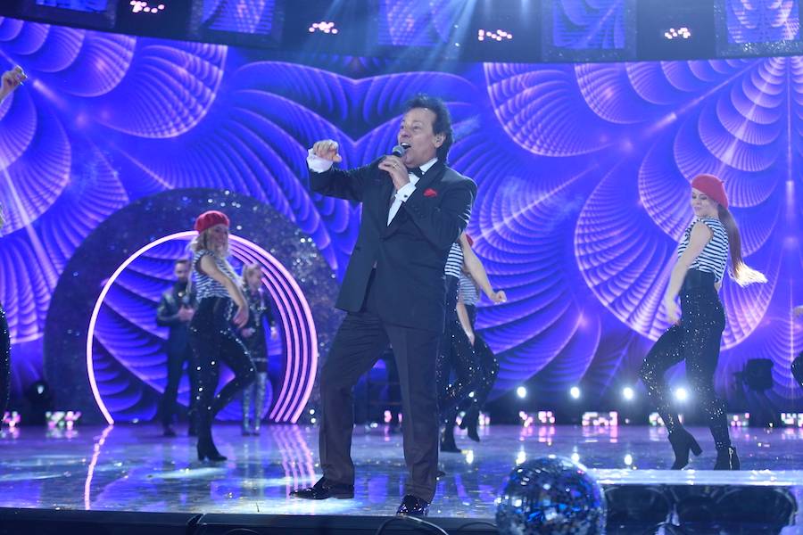 Sylwester Marzeń z Dwójką. Marcin Miller, Viki Gabor, Zenon Martyniuk, Pedro Santana, Milano..