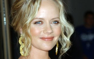 Na premierze z dużym brzuchem (FOTO)