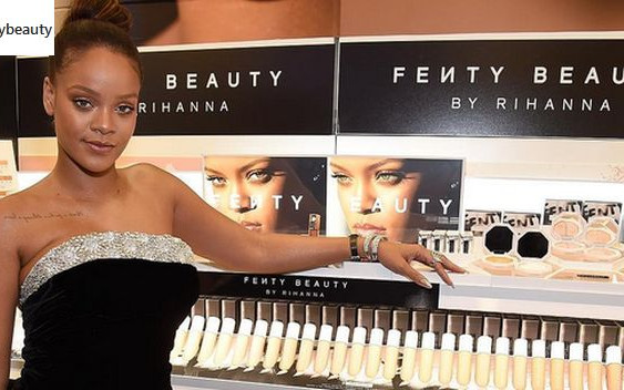 Rusza sprzedaż linii kosmetyków Rihanny!