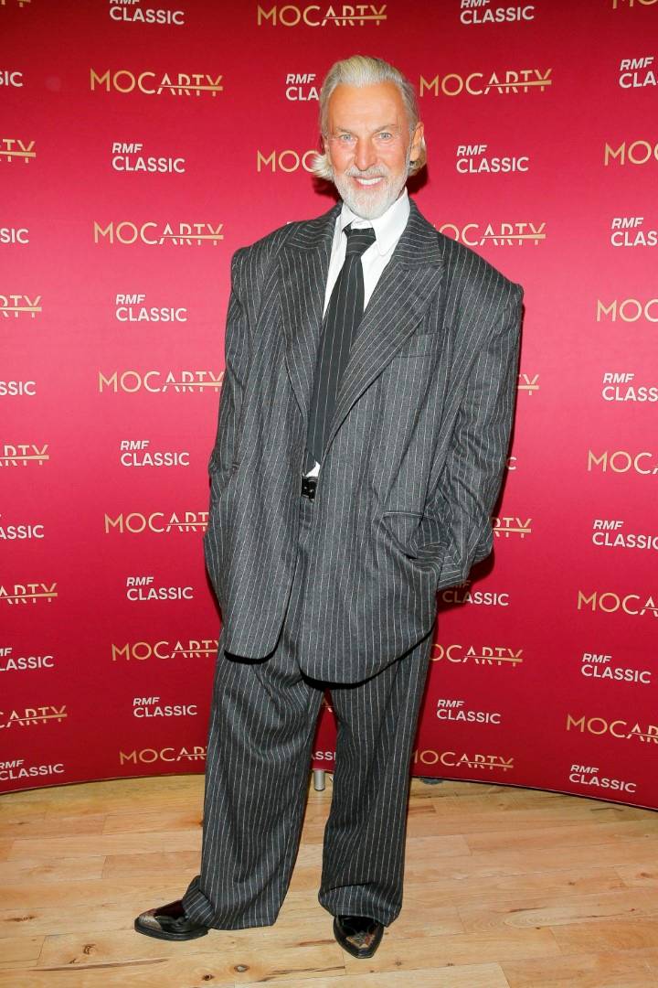 Gwiazdy na gali MocArty RMF Classic: Artur Żmijewski z żoną, córką i jej dziewczyną, Edward Miszczak z Anną Cieślak