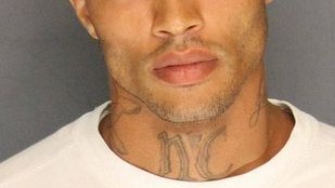 W jakim stroju Jeremy Meeks przyszedł na rozprawę?