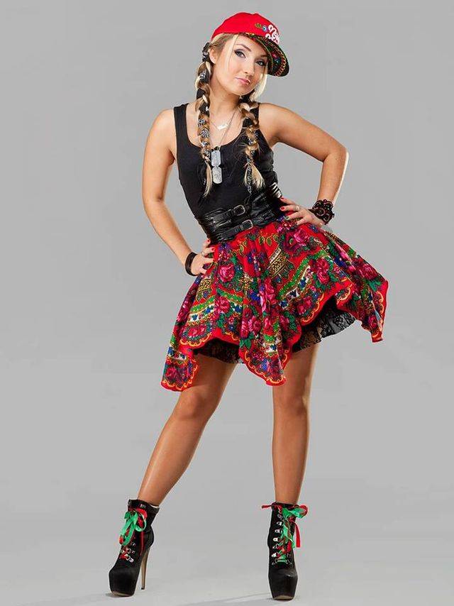 Cleo –  jedna z muz Donatana