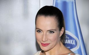 Annę Dereszowską poniosło na ściance (FOTO)