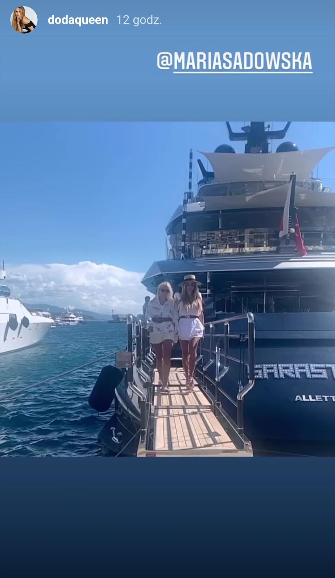 Doda i Maria Sadowska na jachce