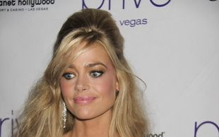 Te piersi przeszły już trzy operacje