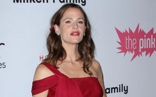 Jennifer Garner w ciąży wygląda kwitnąco (FOTO)