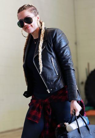 khloe-kardashian-g-R1