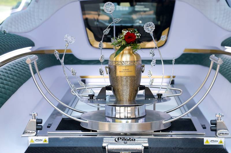 Na pogrzebie Roberta Smoktunowicza dużo łez i smutku. Żona modelka Zofia Ragankiewicz, Joanna Racewicz…