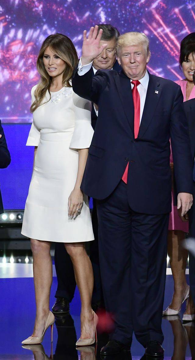 Naga sesja z kobietą i inne pikantne szczegóły z życia Melanii Trump