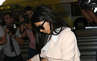 Fotograf przewrócił się pod stopami Kim, a ona… (FOTO)