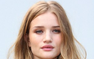 Rosie Huntington-Whiteley ma aż trzech trenerów