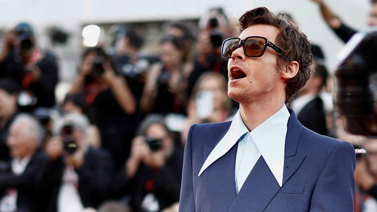 The 79th Venice Film Festival - Premiere screening of the film "Don't Worry Darling" out of competition - Red Carpet Arrivals - Venice, Italy, September 5, 2022. - Harry Styles attends.,Image: 719759331, License: Rights-managed, Restrictions: , Model Release: no, Credit line: GUGLIELMO MANGIAPANE / Reuters / Forum