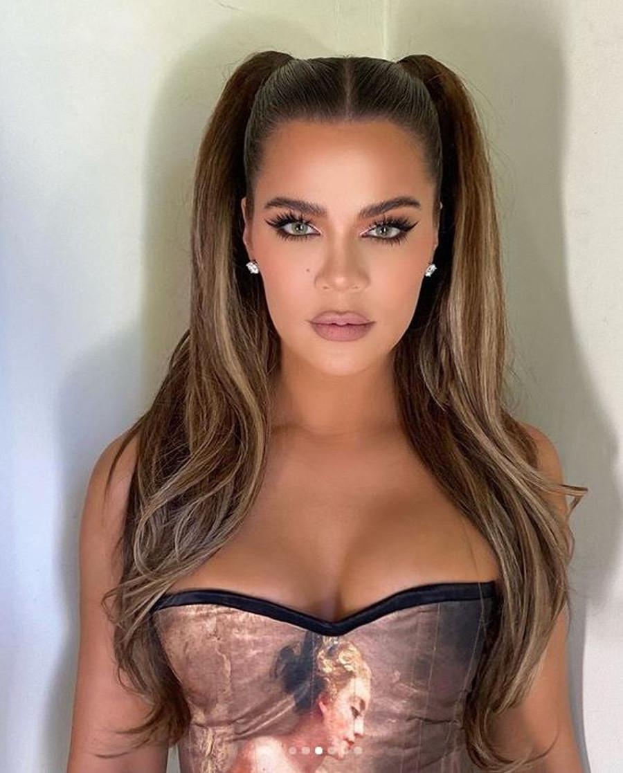 Khloe Kardashian znowu przerabia swoje zdjęcia? 