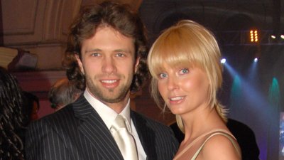 To on był pierwszym mężem Agnieszki Woźniak-Starak. Dziś ma 8-letniego syna