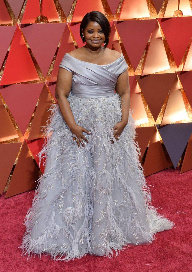 Najpiękniejsze kreacje Oscarów 2017 w kolorze złota, kremu i kości słoniowej