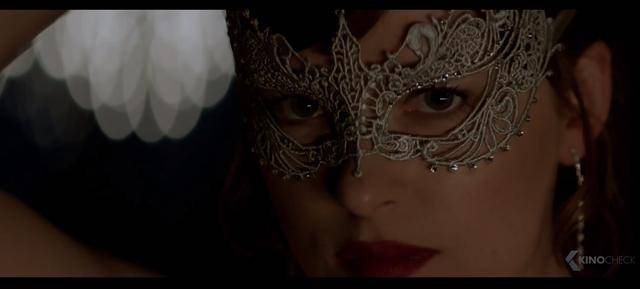 10 EKSCYTUJĄCYCH ciekawostek o 50 Twarzach Greya