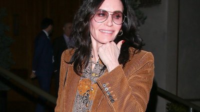 59-letnia Courteney Cox chwali się wyrzeźbioną sylwetką w bikini