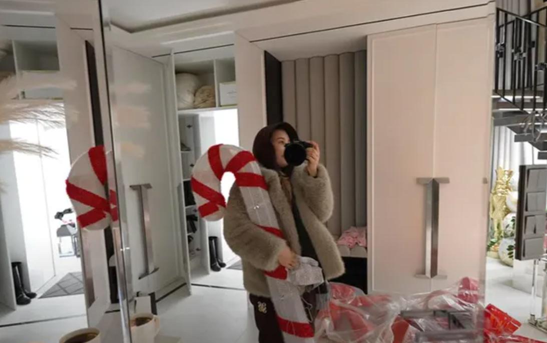 Dom Andziaks/YouTube