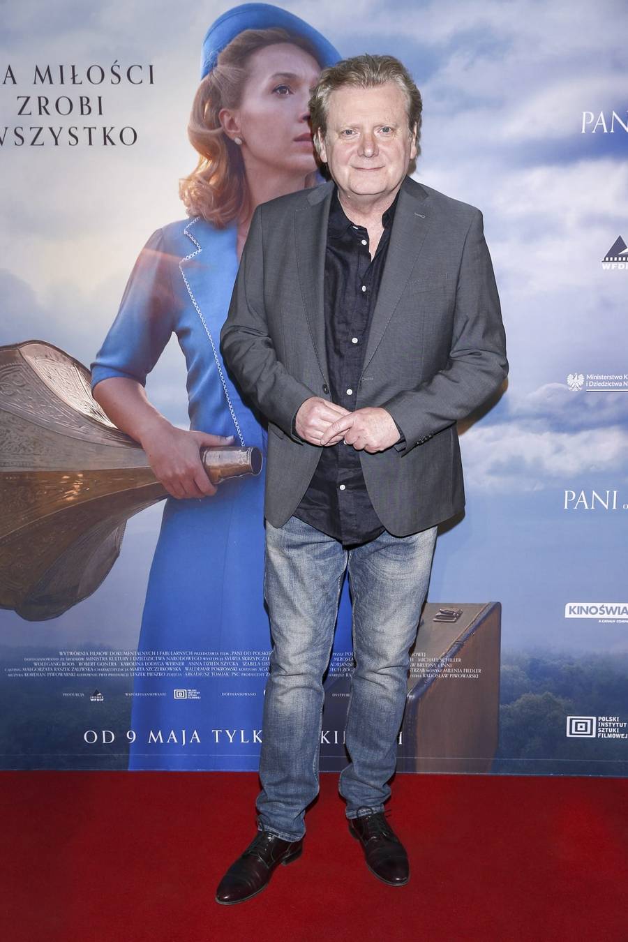 Gwiazdy na premierze filmu “Pani od polskiego”! Coraz młodsza Joanna Racewicz, niczym “Barbie” Agnieszka Wielgosz (FOTO)