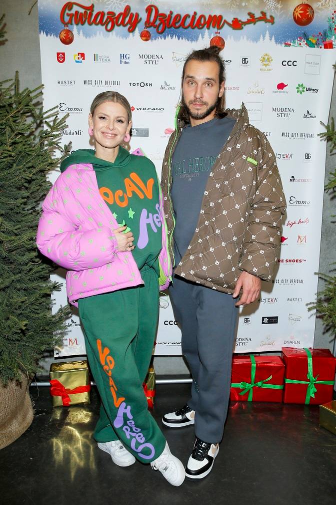 Charytatywny pokaz mody “Gwiazdy dzieciom”. Mandaryna zadebiutowała z nowym partnerem