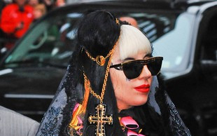 Lady Gaga pozwana za czerpanie zysków z pomocy dla Japonii!