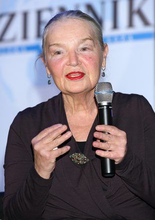 jadwiga-staniszkis-g-R1