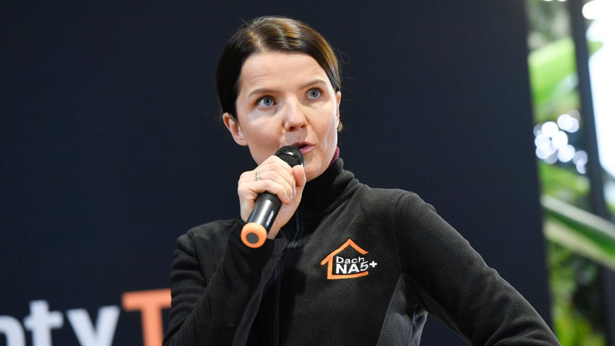 "Patologiczna tradycja Polaków". Gwiazda nieźle się odpaliła. Wszystko po reklamie z Karolakiem, fot. AKPA.