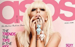 Fani Beatlesów oburzeni Lady Gagą