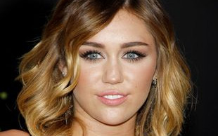 Miley Cyrus i jej nowy pupil (FOTO)