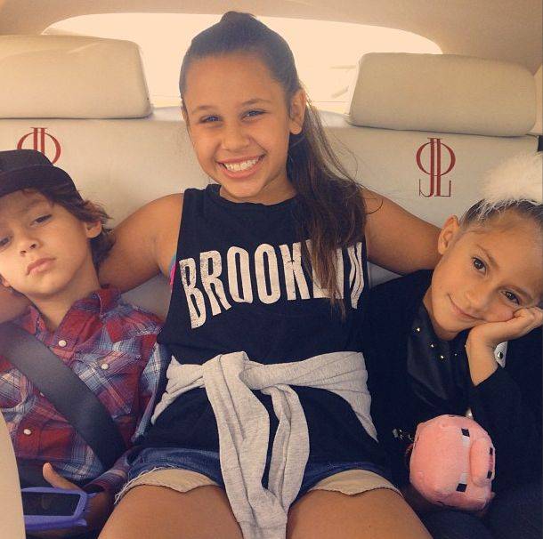 Co Jennifer Lopez publikuje na swoim Instagramie?