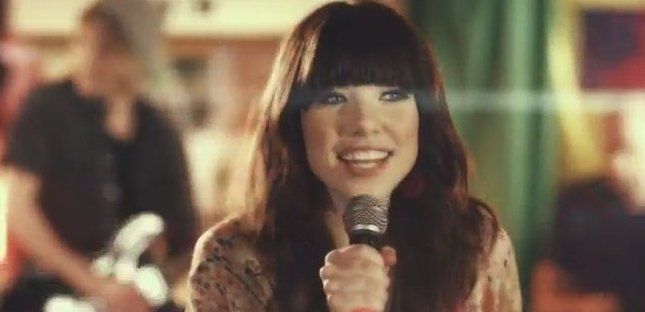 carly-rae-jepsen-R1