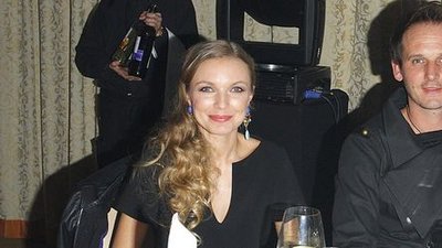 Pascal Brodnicki z żoną Agnieszką Mielczarek na salonach