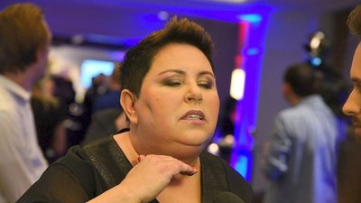 Popularny pisarz obraził Dorotę Wellman: Jej nie grozi aborcja!