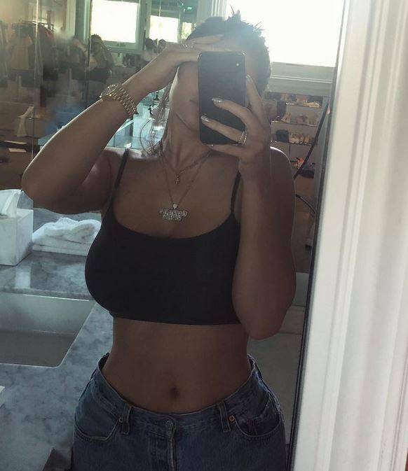 To dzięki TEMU Kylie Jenner zachowuje SZCZUPŁĄ sylwetkę