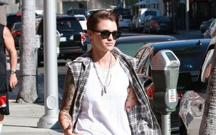 O SZOK! Ruby Rose spotykała się z tą piosenkarką