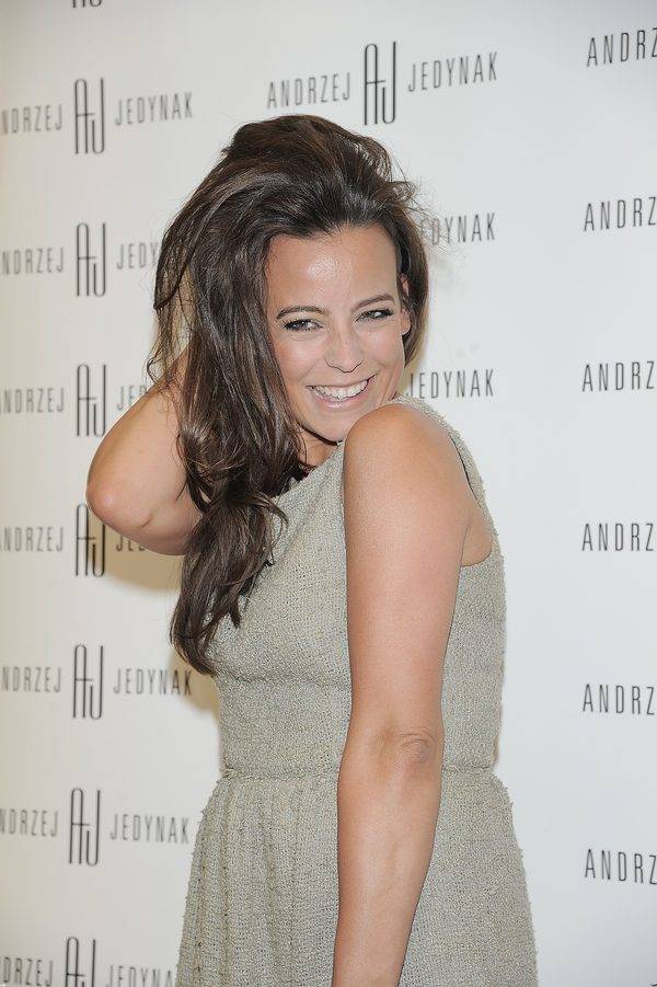 Anna Mucha na otwarciu salonu z futrami