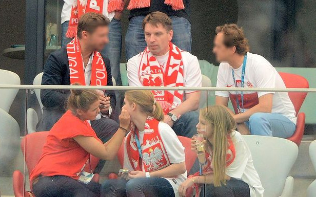 Tomasz Lis musiał uciekać ze stadionu