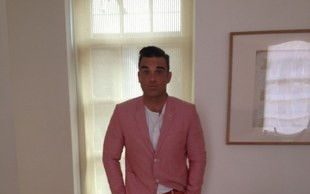 Zobaczcie przypakowanego Robbie’go Williamsa (FOTO)