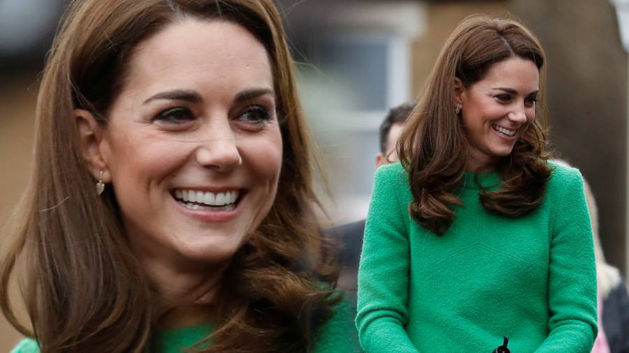 Księżna Kate w zielonej sukience i botkach na obcasie