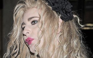 Kto straszy na salonach? (FOTO)