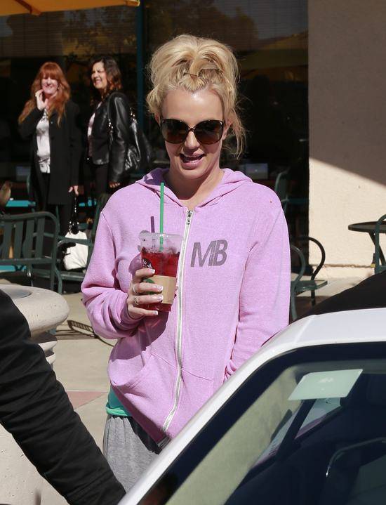 Britney Spears odwiedziła salon pielęgnacji paznokci