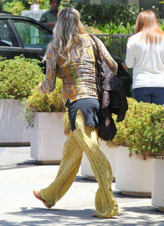 Ciążowe stylizacje Fergie