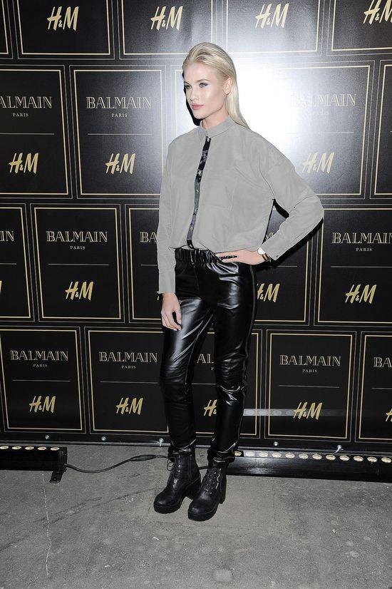 Karolina Gilon na salonach