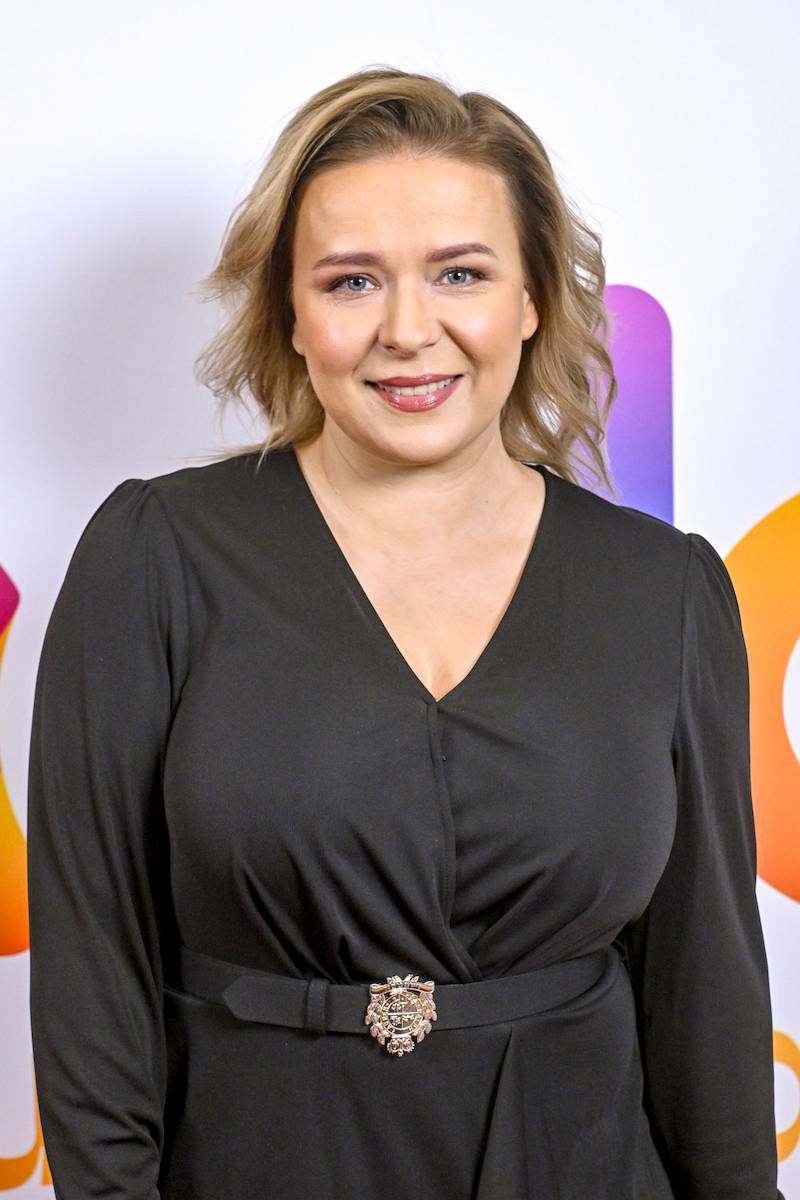 Halo tu Polsat. Stylowa Julia Kamińska, gwiazdy “Pierwszej Miłości”, Zakościelny….