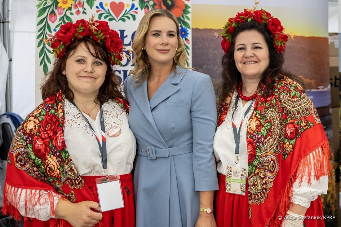 Marta Nawrocka podczas Dożynek Prezydenckich, fot. Instagram
